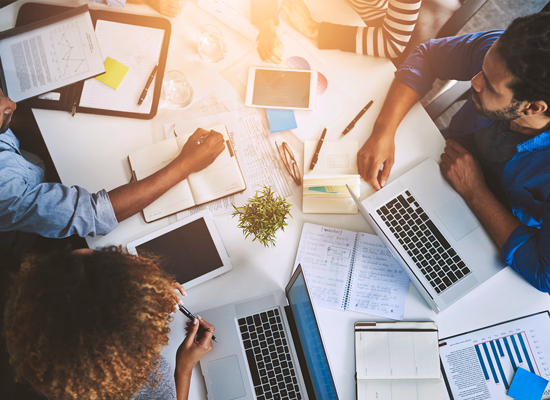 investing wordpress themes
