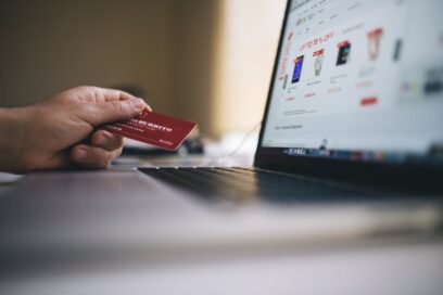Online Retail WordPress Themes